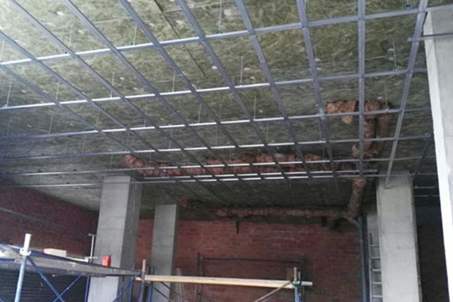 proceso de reforma y aislamiento de techo