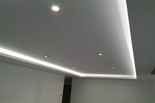 techos con iluminación indirecta